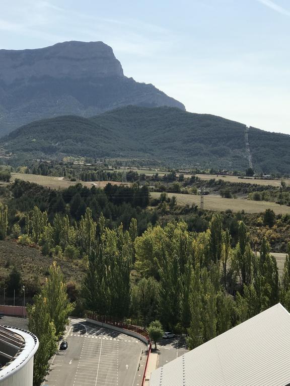 Apartamento Balcon De Jaca I Luaran gambar