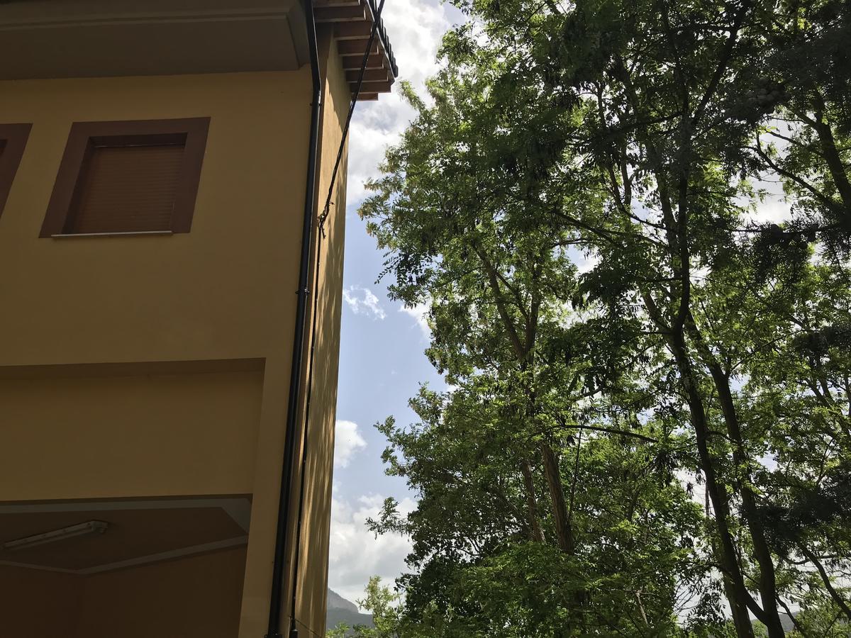 Apartamento Balcon De Jaca I Luaran gambar
